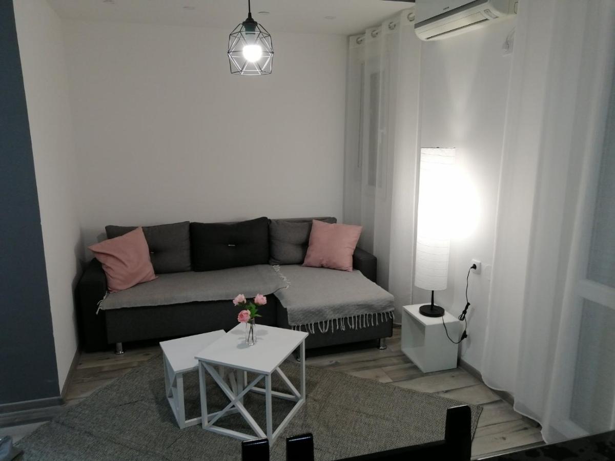 Apartman Petres Sombor Eksteriør billede