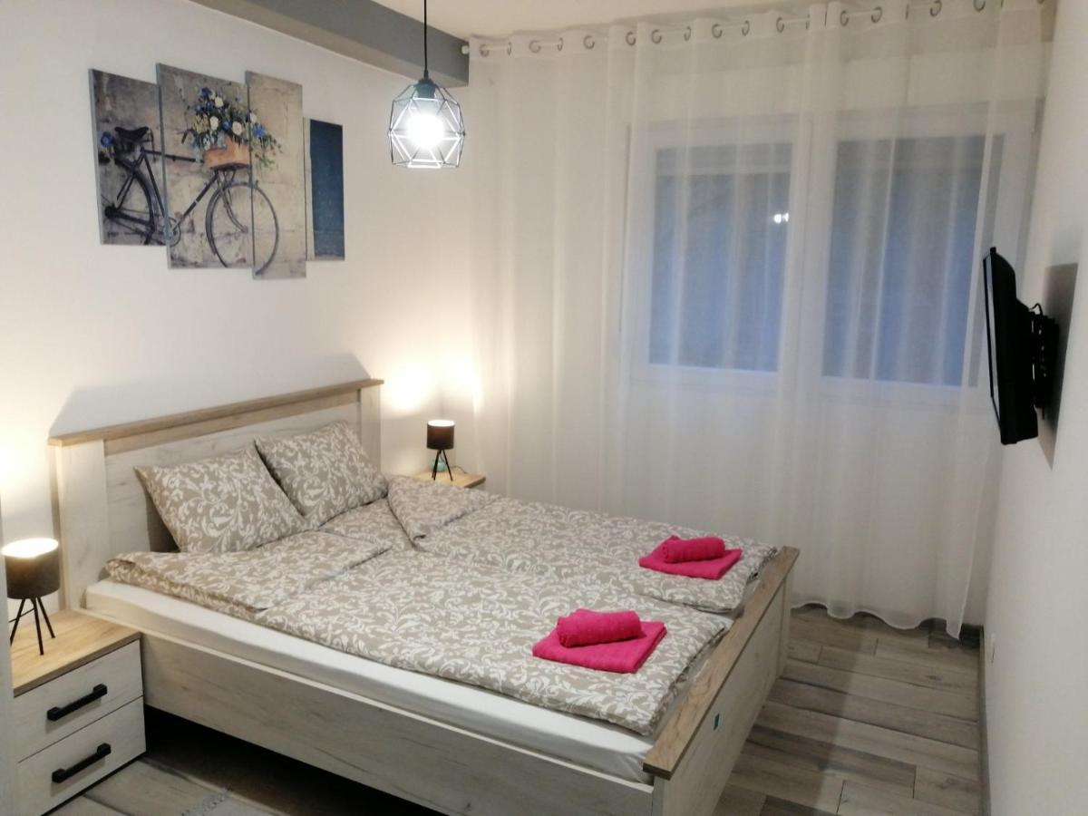 Apartman Petres Sombor Eksteriør billede